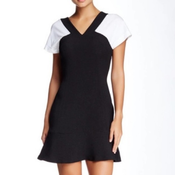 SANDRO Paris Regal V-Neck Dress Black & Off White SIZE S So Cute - Picture 1 of 7
